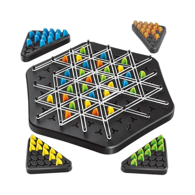 Juego de ajedrez de triangulo